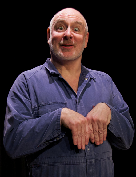 Guy Masterson in Animal Farm (image: Peter Mould)