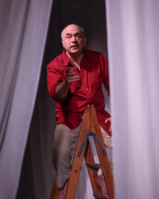 Peter Tate in "Picasso" (image: Nux Photography)