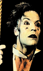Download: Scaramouche Jones (Image: Hannah Barton)